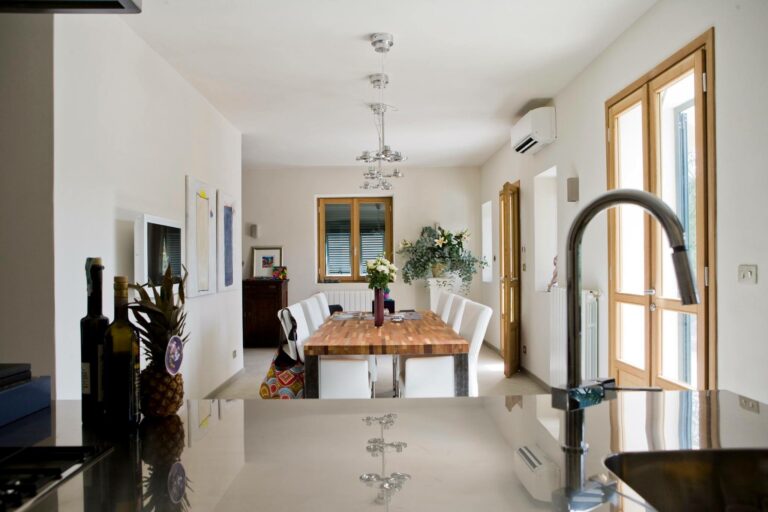 IMG eettafel met bar