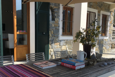 IMG tuintafel op terrasJPG@2x